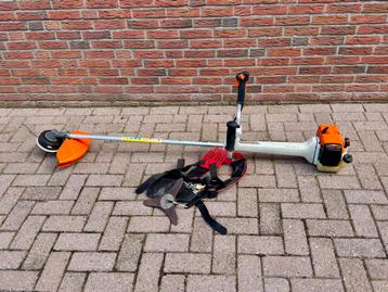 Zgan Stihl FS 300 Bosmaaier  1,8 pk fs 311 beschikbaar voor biedingen
