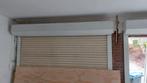 2x Rolluiken/Roldeuren electrische, Doe-het-zelf en Verbouw, Rolluiken, Gebruikt, 200 cm of meer, Ophalen of Verzenden, Elektrische bediening