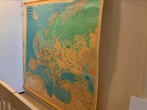 Oude schoolplaat: Bodemgebruik Europa, Boeken, Atlassen en Landkaarten, Ophalen