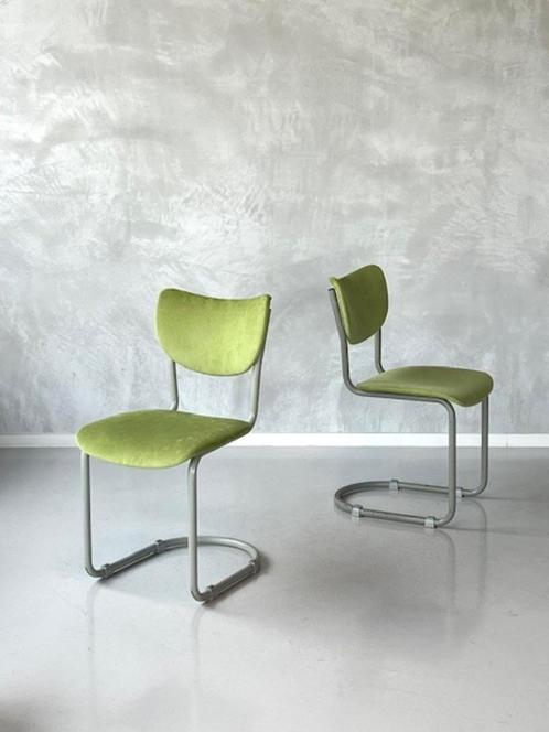 Gebroeders de Wit 2011 eetkamerstoelen vintage lime prijs ps, Huis en Inrichting, Stoelen, Gebruikt, Twee, Metaal, Stof, Overige kleuren