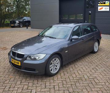 BMW 3-serie Touring 320i, Airco, CruisC, Pano, APk 08/26! beschikbaar voor biedingen