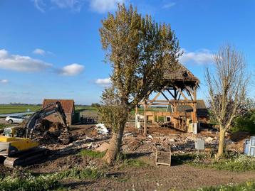 Grenen gebint 15 x 15 houten vierkant stolpboerderij  beschikbaar voor biedingen