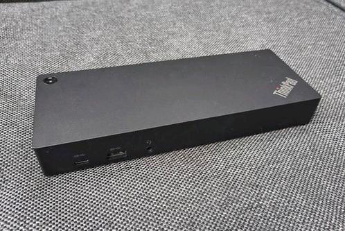 Lenovo 40AF USB-C (Thunderbolt 3) dock, Computers en Software, Dockingstations, Gebruikt, Docking station, Laptop, Ophalen of Verzenden