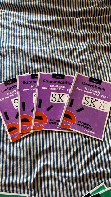 Scheikunde VWO Examenboeken 2022-2023 beschikbaar voor biedingen