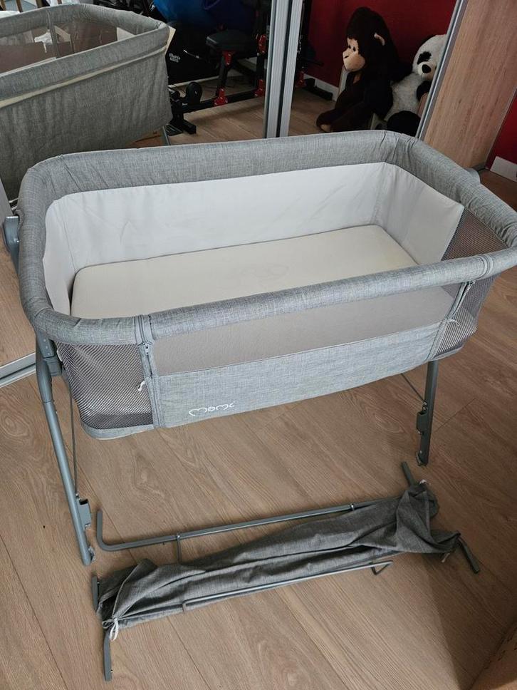 Momi fibi cosleeper, Kinderen en Baby's, Babywiegjes en Ledikanten, Zo goed als nieuw, Wieg, Ophalen of Verzenden