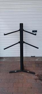 Één poot stander voor 2 keyboards/synthesizers, Ophalen, Gebruikt