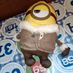 Minions knuffel met bruine jas Minion 24 cm, Nieuw, Ophalen of Verzenden