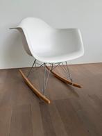Eames schommelstoel wit replica, Huis en Inrichting, Stoelen, Ophalen of Verzenden, Zo goed als nieuw, Wit, Eén