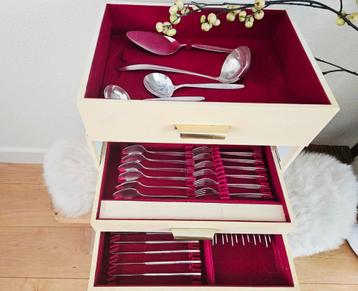 Verzilverd vintage bestekset, strakke vormgeving beschikbaar voor biedingen