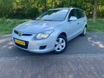 Hyundai i30 CW1.4, 2010, Airco, Trekhaak, Grijs, Voorwielaandrijving, Stof, Euro 6, 4 cilinders
