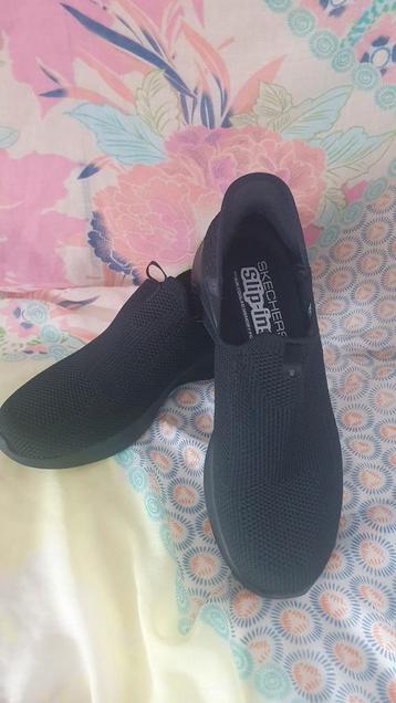 Slip-ins Skechers maat 40 beschikbaar voor biedingen