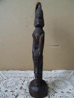 Afrikaans beeld mythologisch houten voorouderbeeld 24cm 1960, Antiek en Kunst, Ophalen of Verzenden