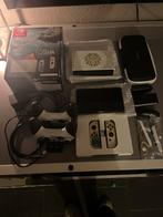 Zeer nette Nintendo Switch Oled TOTH, Switch OLED, Met games, Ophalen of Verzenden, Zo goed als nieuw