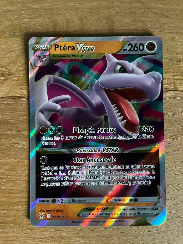 Aerodactyl Pokémon Kaart V Star, Ophalen of Verzenden, Zo goed als nieuw, Losse kaart, Foil