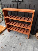 Gratis ophalen: houten wijnrek en stukken hout, Huis en Inrichting, Woonaccessoires | Wijnrekken, Ophalen, Gebruikt, 15 tot 25 flessen
