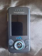 Sony Ericsson Walkman - Klassieke Slider Telefoon., Gebruikt, Met radio, Ophalen of Verzenden, Nano