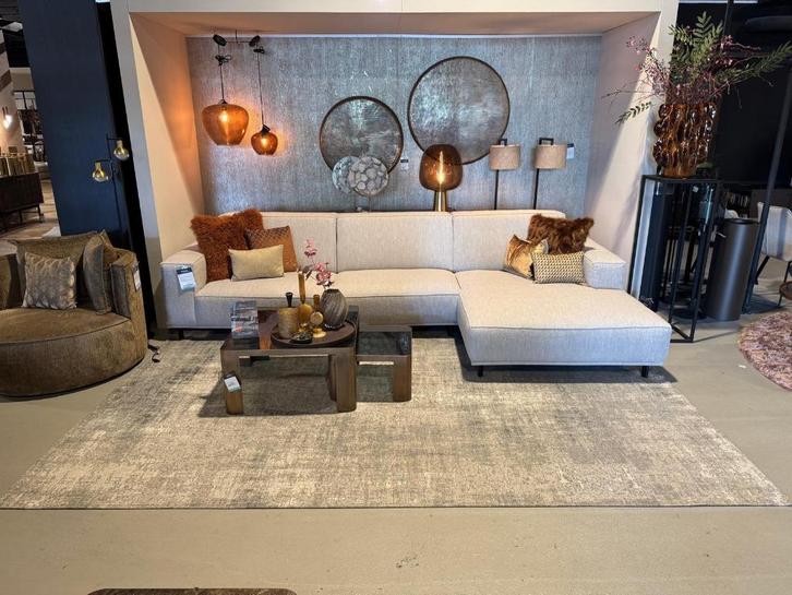 Vloerkleed Rubi l Whoon | Meubilex l van €1041,- voor €519,-, Huis en Inrichting, Stoffering | Tapijten en Kleden, Gebruikt, 200 cm of meer