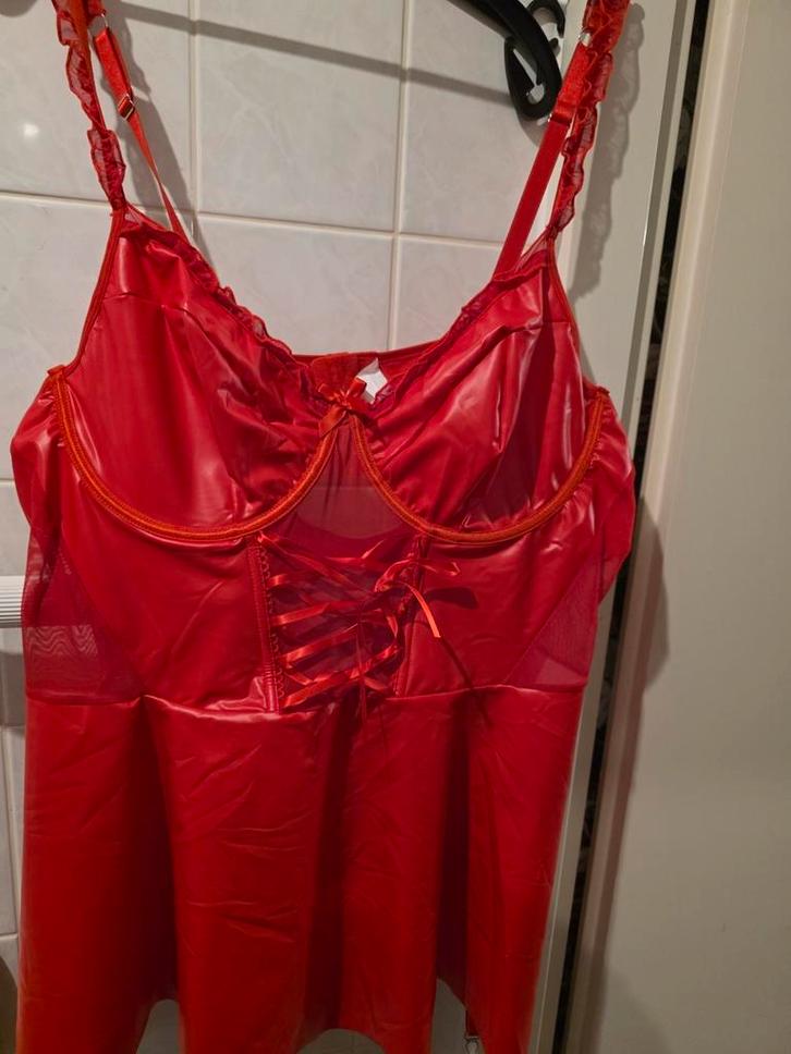 Sexy rood latex jurkje maat 56, Kleding | Dames, Ondergoed en Lingerie, Overige typen, Rood, Verzenden