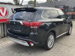 Mitsubishi Outlander 2.4 PHEV Instyle 18"/Zonnedak/LED/Leder, Auto's, Mitsubishi, Automaat, 4 cilinders, 1865 kg, Zwart
