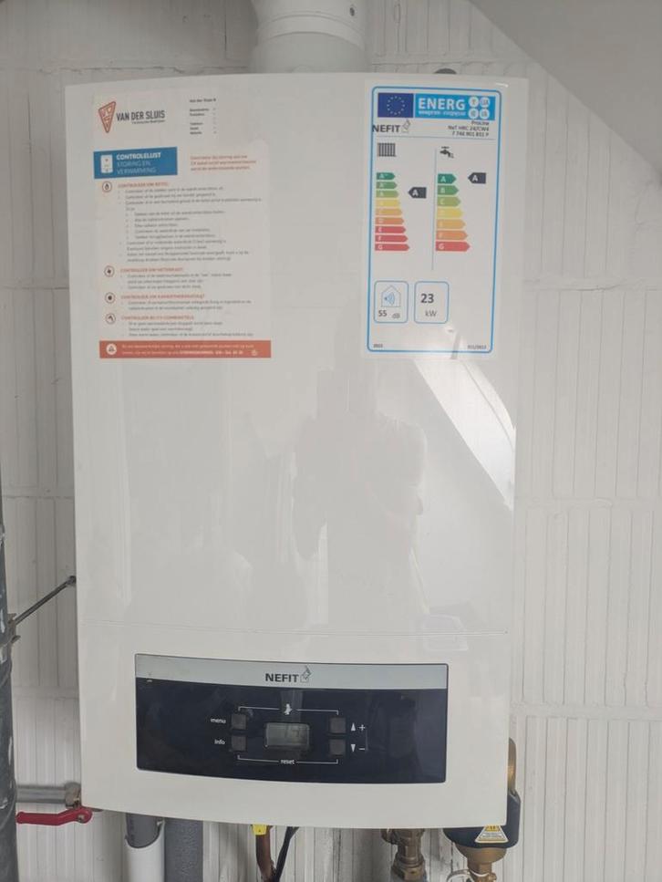 Nefit proline NxT HRC 24 CW4, Doe-het-zelf en Verbouw, Geisers en Boilers, Gebruikt, Geiser, Aardgas, Minder dan 20 liter, 6 t/m 10 jaar oud