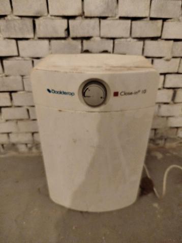 10l  boiler gratis ophalen  beschikbaar voor biedingen