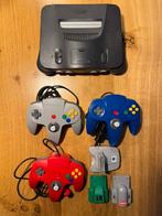 Nintendo 64 + 11 games (Mario, Zelda, Pokémon etc.), Spelcomputers en Games, Ophalen, Gebruikt, Met 3 controllers of meer, Met games