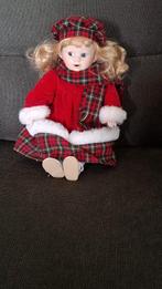 Pop porselein NIEUWSTAAT, Ophalen, Zo goed als nieuw, Pop