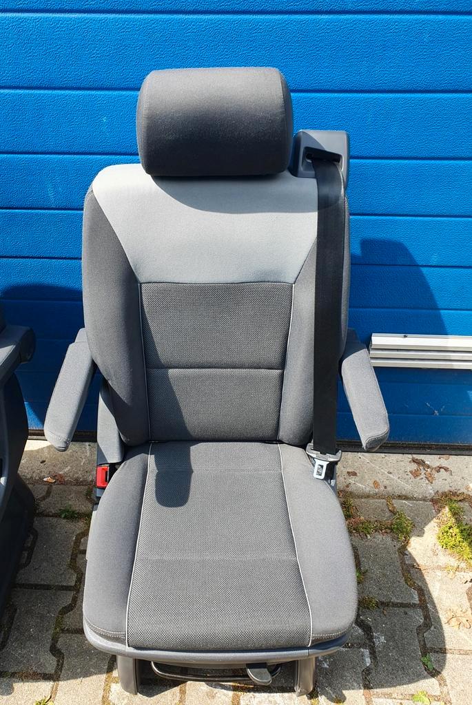 VW TRANSPORTER - MULTIVAN -CALIFORNIA DRAAISTOEL ACHTERSTOEL, Auto-onderdelen, Interieur en Bekleding, Ophalen