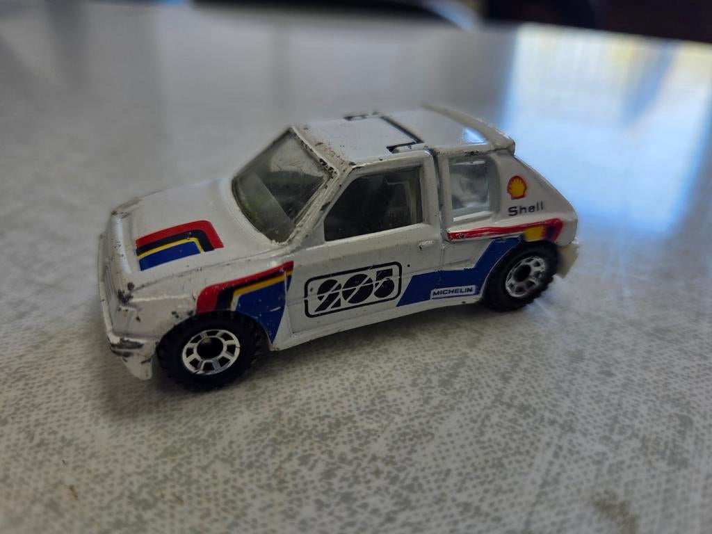 Peugeot 205 Rallye modelauto - Shell Michelin, Ophalen of Verzenden, 1:50 of kleiner, Auto, Overige merken