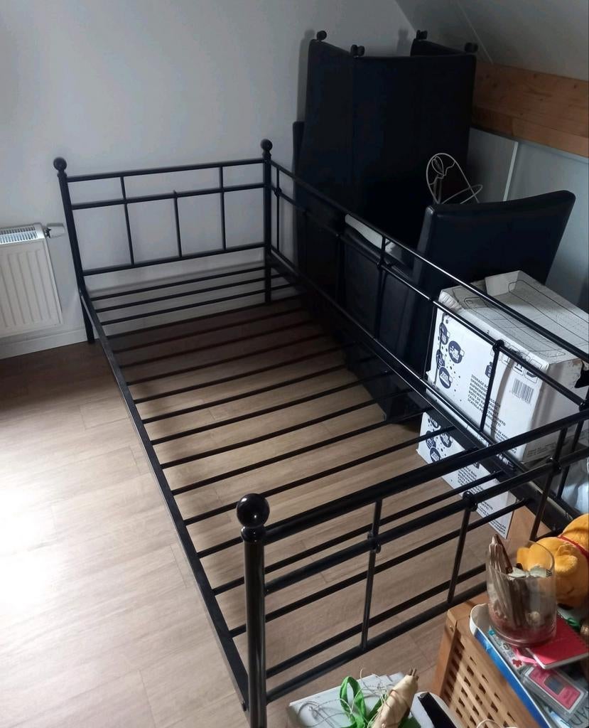 Zwart staal bed., Ophalen, Eenpersoons, Zwart, Metaal