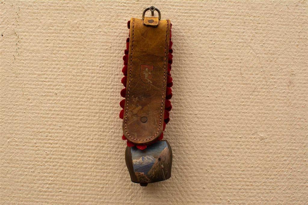 Koeienbel 39443, Dieren en Toebehoren, Hondenhalsbanden en Penningen, Gebruikt, Ophalen of Verzenden