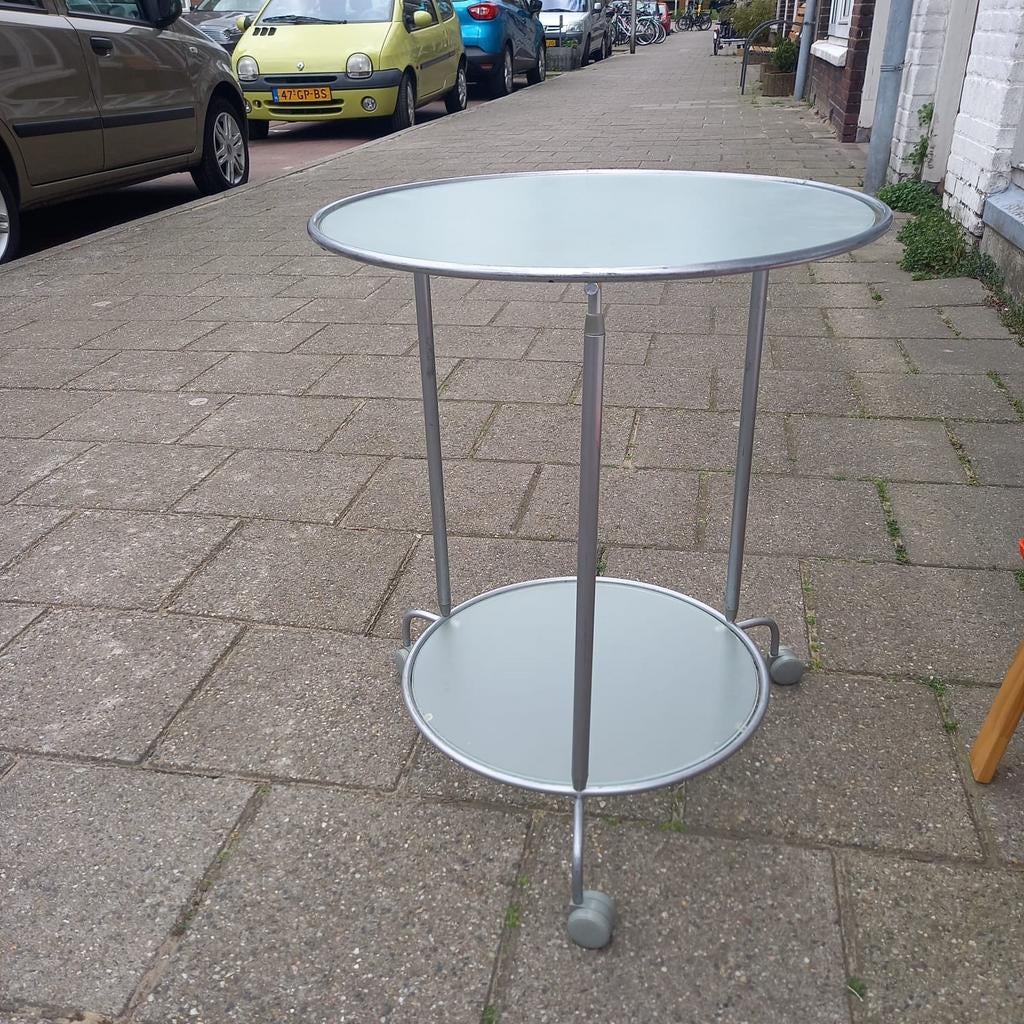 Leuk tafeltje op wieltjes - Bijzettafel, Minder dan 55 cm, Gebruikt, Metaal of Aluminium, Rond
