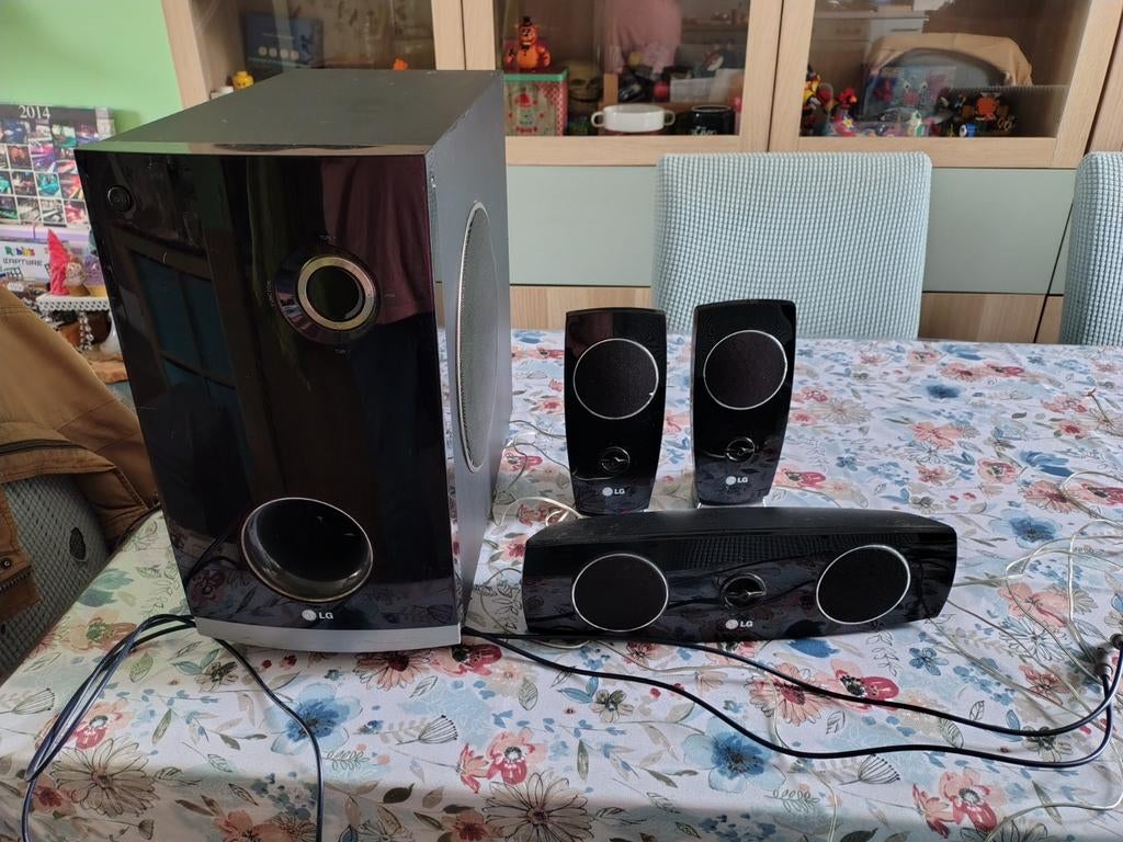 LG 3.1 geluidssysteem inclusief optical snoer, Audio, Tv en Foto, Overige Audio, Tv en Foto, Gebruikt, Ophalen