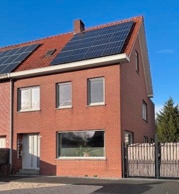 Ruime, energiezuinige woning te koop, net over de grens (BE), Huizen en Kamers, Huizen te koop, Noord-Brabant, 200 tot 500 m²