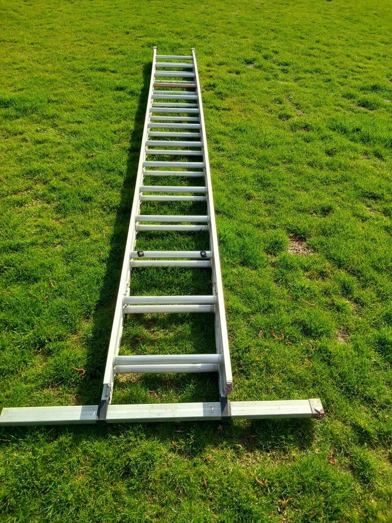 Altrex Ladder 28 treden - 3.90m ingeklapt, 6.5m uitgeschoven, Doe-het-zelf en Verbouw, Ophalen of Verzenden, Gebruikt