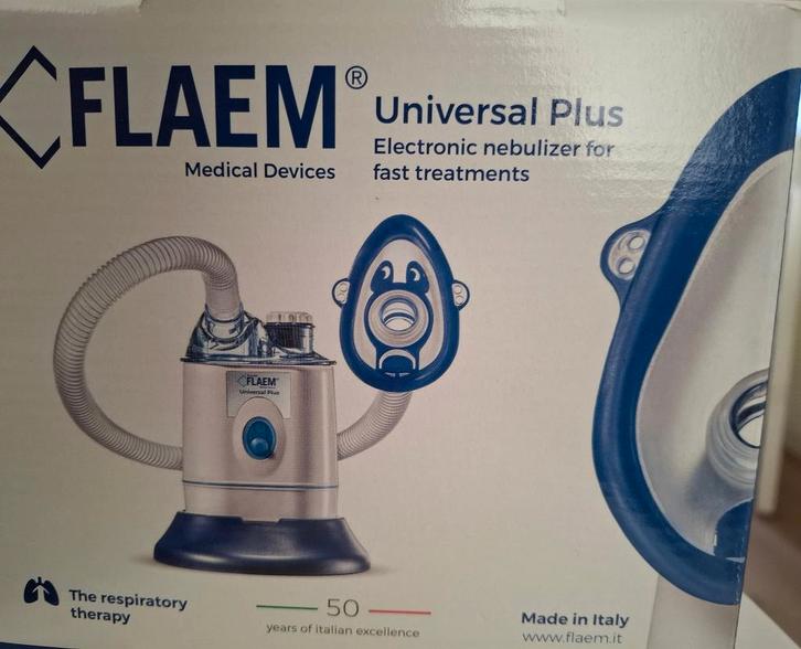 Mooie inhalator (vernevelaar) voor aërosoltherapie, Diversen, Verpleegmiddelen, Zo goed als nieuw, Ophalen