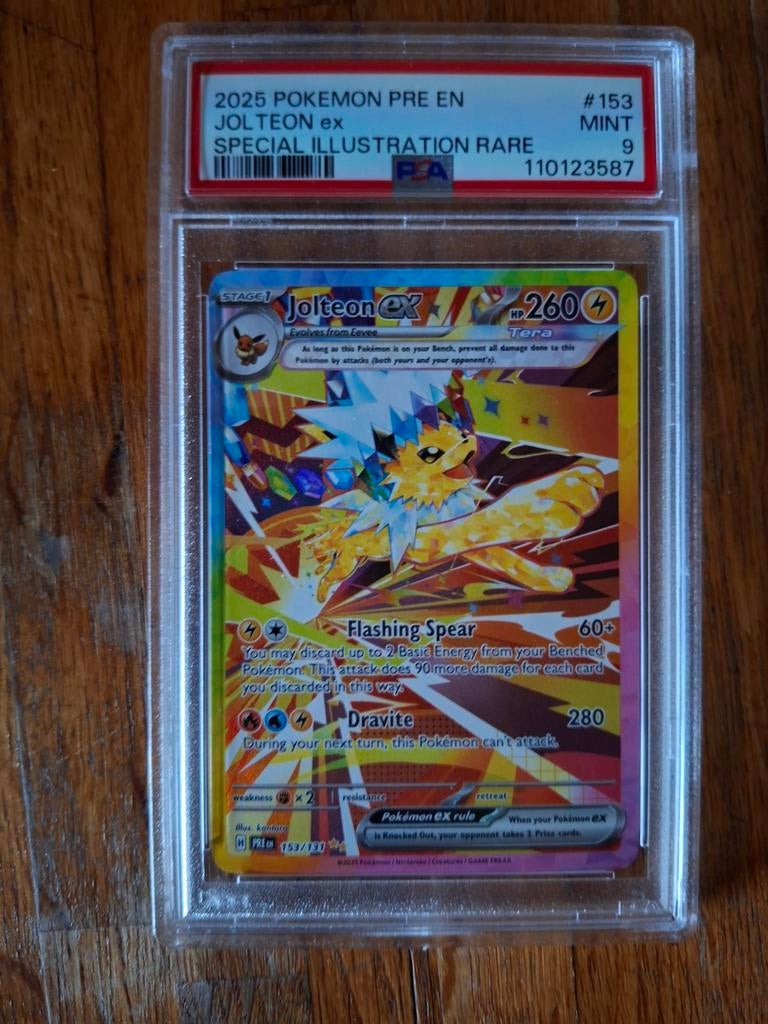 Jolteon ex Special Illustration Rare PSA 9 Pokémon Kaart 153, Ophalen of Verzenden, Zo goed als nieuw, Losse kaart