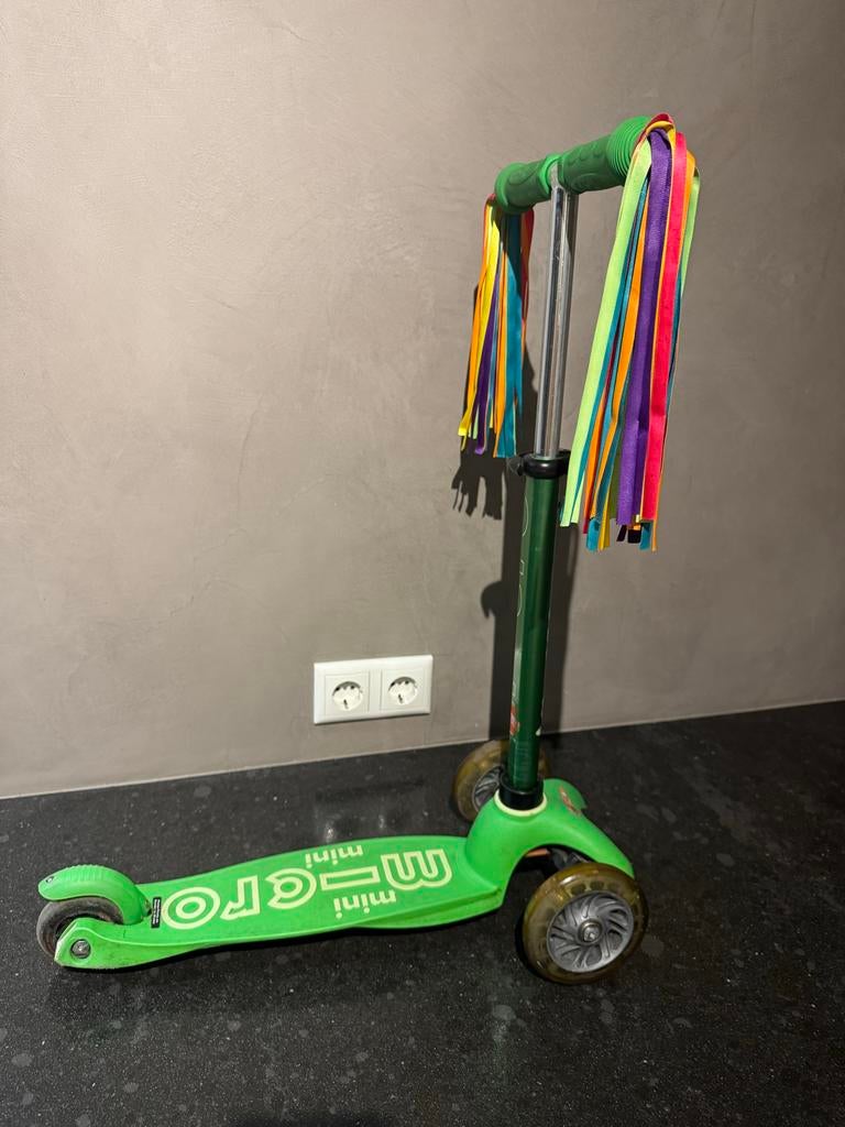 Micro Maxi Deluxe Inklapbaar LED Kinderstep