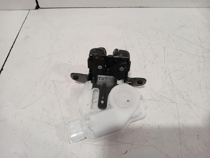 Slot mechaniek kofferdeksel achterklep elektrisch Toyota Yar, Auto-onderdelen, Carrosserie en Plaatwerk, Toyota, Gebruikt, Herkomst onderdeel bekend