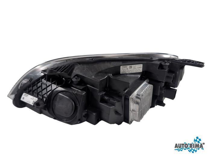 Koplamp rechts van een Volvo V40, Auto-onderdelen, Verlichting, Gebruikt, -, -, Ophalen of Verzenden