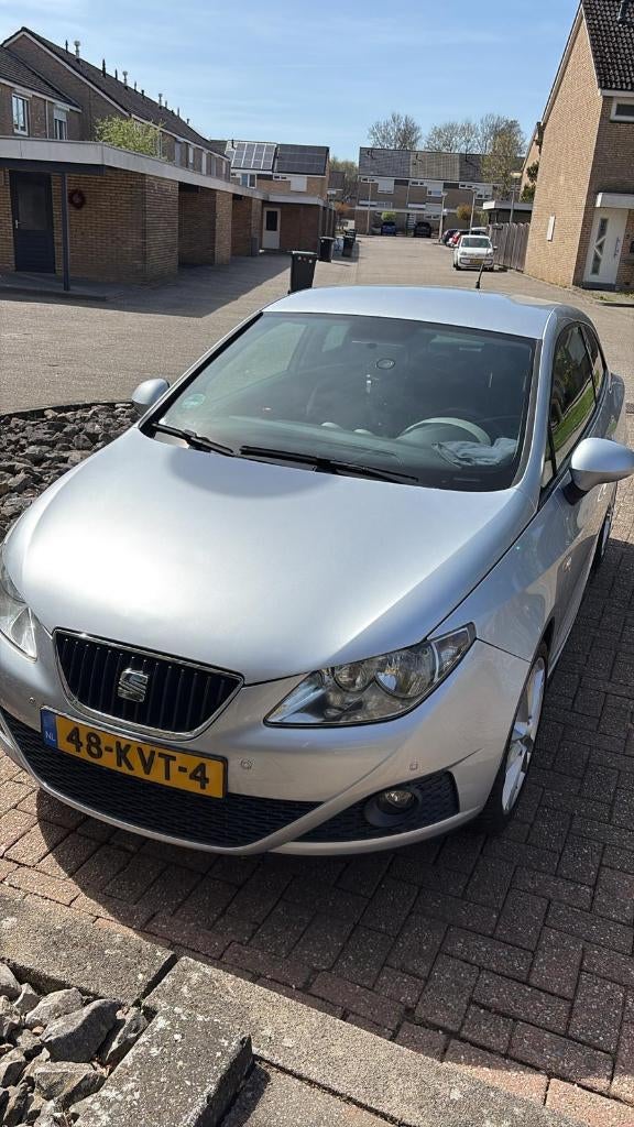 Seat Ibiza 1.4 63KW 3DRS 2010 Grijs, Auto's, Seat, Particulier, Ibiza, ABS, Airbags, Airconditioning, Alarm, Automatische klimaatregeling