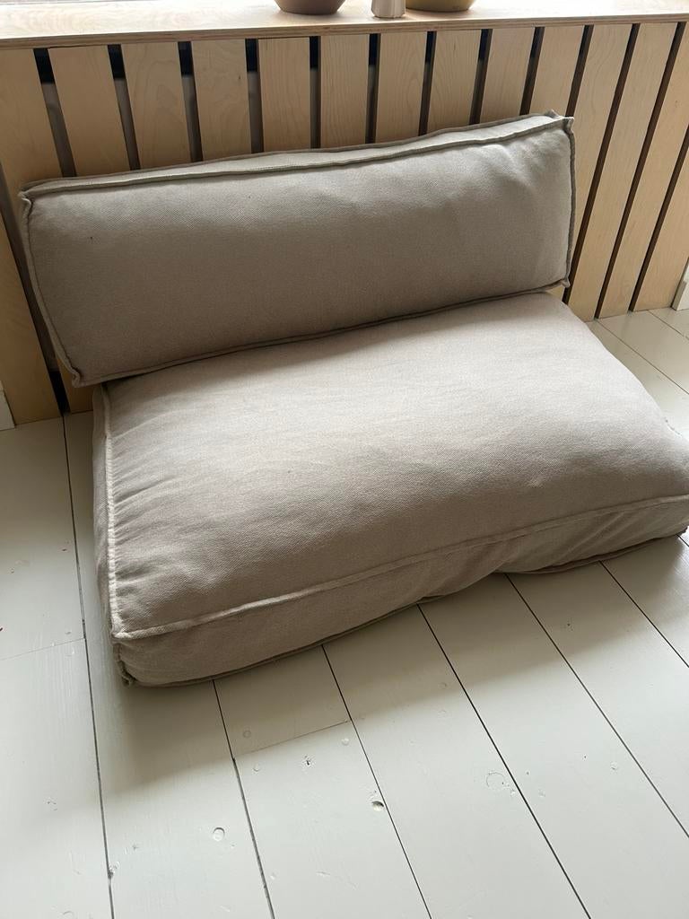 Tuinkussens beige |plofkussens  palletkussens, Ophalen, Zo goed als nieuw