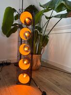 Design Vloerlamp Made, Huis en Inrichting, Lampen | Vloerlampen, Ophalen, Zo goed als nieuw, Metaal, Minder dan 100 cm