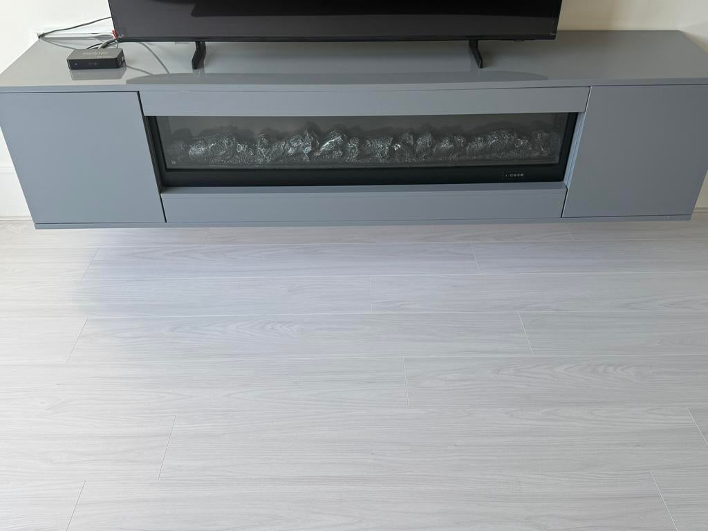 Zwevende Elektrische sfeerhaard met meerdere kleuren, Ophalen, Gebruikt, Vrijstaande haard, Elektrische haard