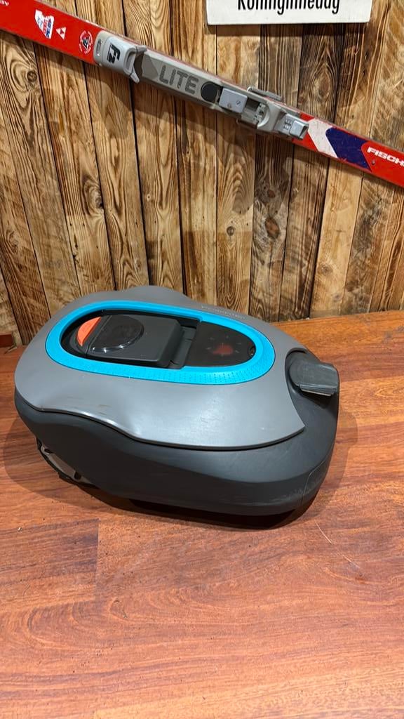 Gardena robotmaaier., ., Ophalen of Verzenden, Zo goed als nieuw, Gardena