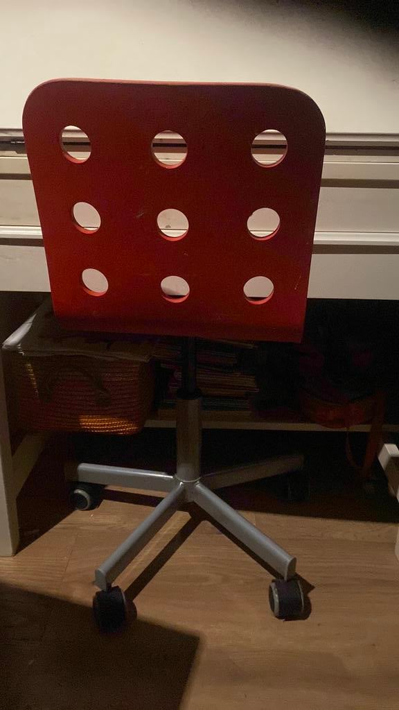 Ikea bureau stoel rood, Ophalen of Verzenden, Zo goed als nieuw, Rood