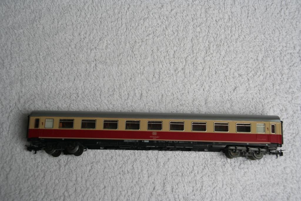 Märklin HO 4086 Personenrijtuig 1e klasse 'TEE' DB (4.7), Wisselstroom, Wagon, Ophalen of Verzenden, Zo goed als nieuw