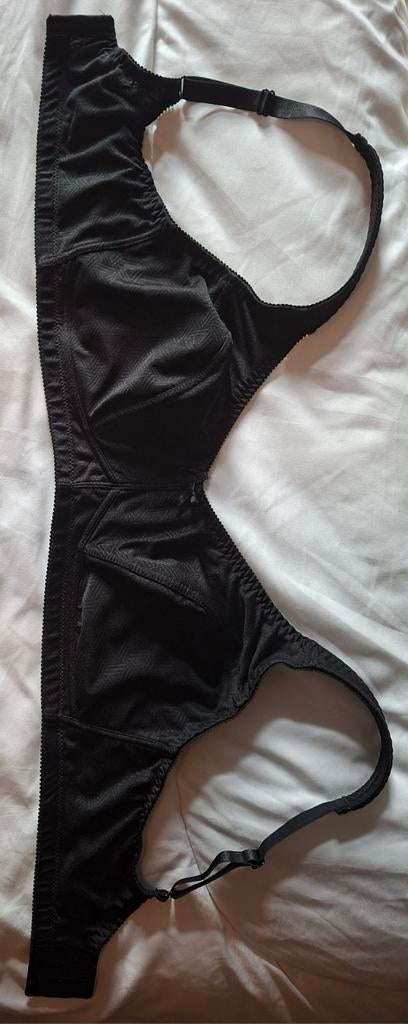 Nieuwe BH, 85F. Zwart., Ophalen of Verzenden, Nieuw, Zwart, Lingerie of Zwemkleding