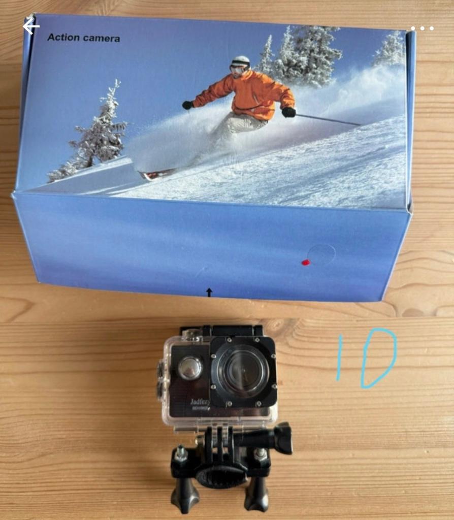 Small action camera (accessories and batteries included), Ophalen, Zo goed als nieuw, Overige merken