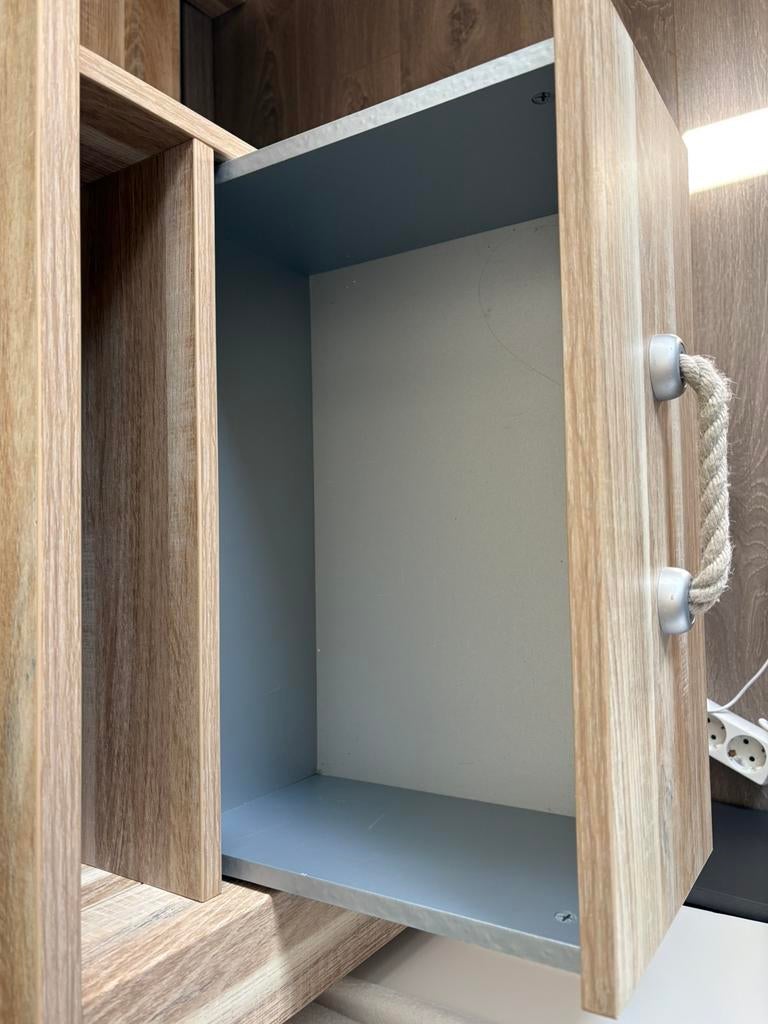 Bureau hout, Ophalen, Hout, 68 cm, Zo goed als nieuw